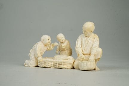 Pescivendolo con bambini - Giappone, Tokyo, Meiji 