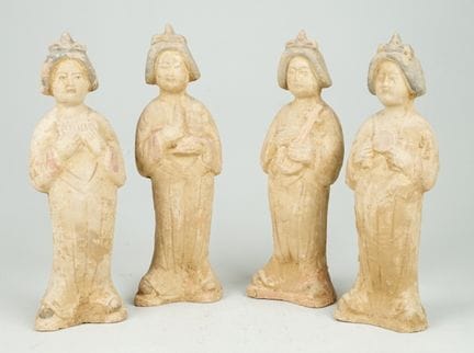 4 oggetti funerari cinesi raffiguranti musiciste, 