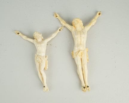 2 Corpi di Cristo, XVIII e XIX secolo. Intagliati 