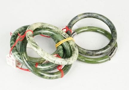 Set di 7 braccialetti in giada. Giada, diametro in