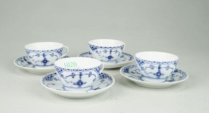 Royal Copenhagen, Danimarca (marchio a forma di on