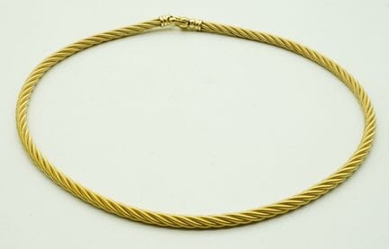 Bellissima collana a cordoncino – filo d’oro 750 i