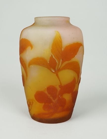 Emile Gallé - Nancy: Vaso con fiori di clematide, 