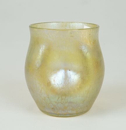 Loetz Witwe, Klostermühle: vaso a forma di coppa c