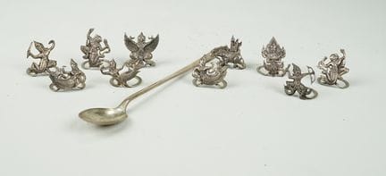 Satz von 10 thailändischen Platzkartenhaltern, 11 