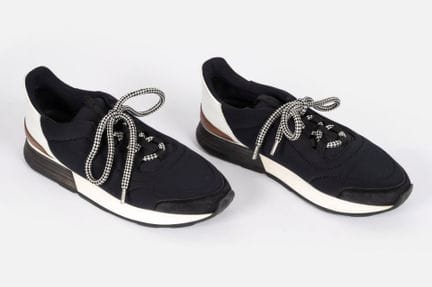 HERMES
Coppia di scarpe da ginnastica da città in 