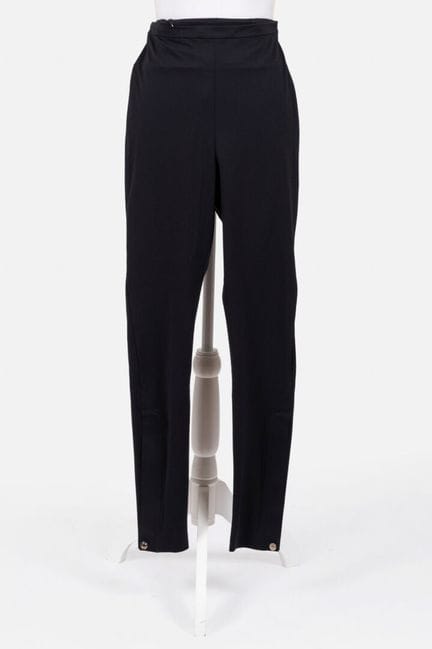 爱马仕 SELLIER 
黑色粘胶纤维马术风格紧身裤， 
腰部可通过两条内侧系带收紧， 
脚踝处采用