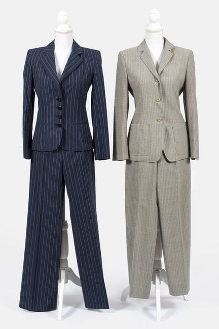 CALVIN KLEIN 
Gray wool suit set with fine stripes