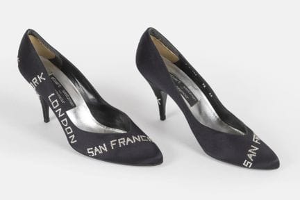STUART WEITZMAN for MR.SEYMOUR
Pair of black fabri