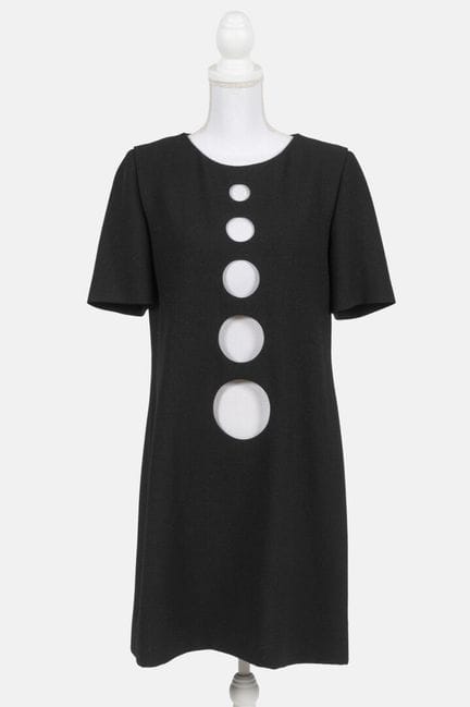 PIERRE CARDIN
Short-sleeved, short dress in black-