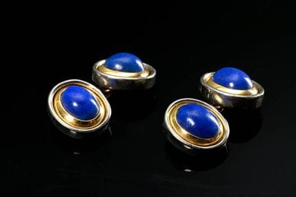 Paire de boutons de manchettes ovales en or jaune 