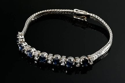 Bracelet fin en or blanc 585, de type « queue de r
