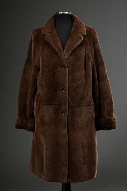 Manteau-blazer en vison brun effiloché, avec col à