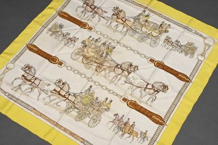 Carré en soie Hermès « Attelages à Quatre » jaune-