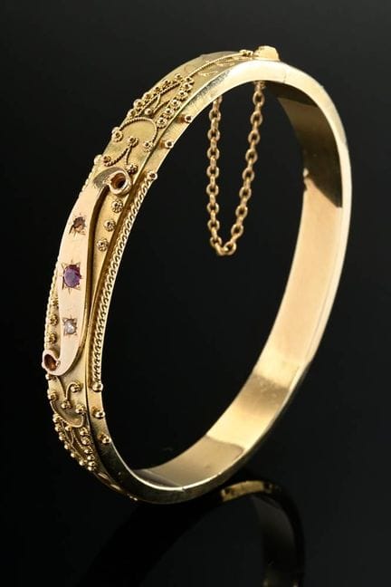 Bracelet articulé anglais en or jaune 625, orné de