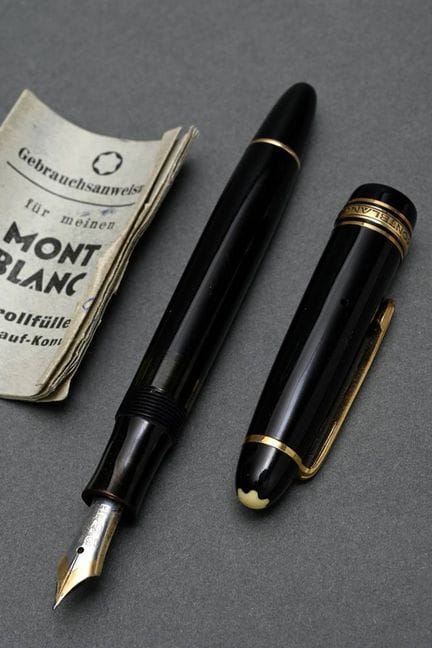 Stylo plume à piston Montblanc « Meisterstück 144 