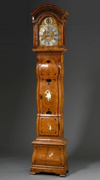 Horloge de parquet baroque de Brunswick dans un bo