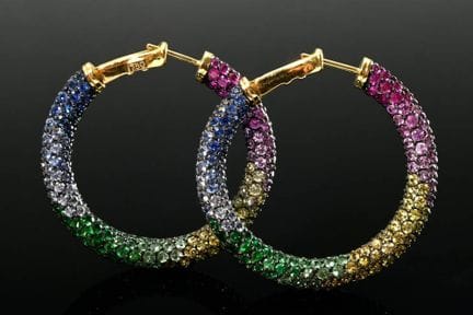 Paire de créoles « Rainbow » en or jaune 750, sert