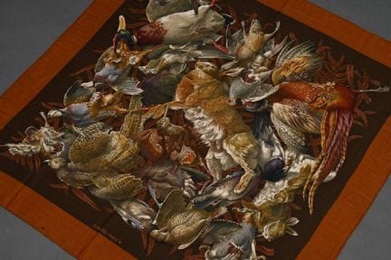 Petit carré Hermès en cachemire « Gibiers » dans d