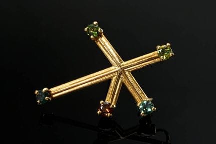 Pendentif-épingle en or jaune 750 « Croix du Sud »