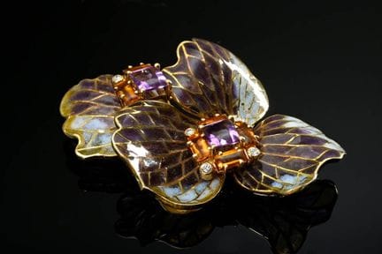 Broche décorative en or jaune 750 « Fleur d'iris »