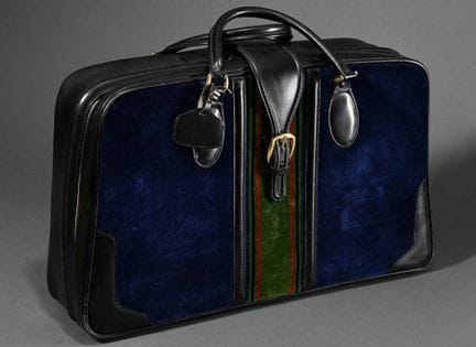 Valise Roberta di Camerino en cuir bleu foncé avec