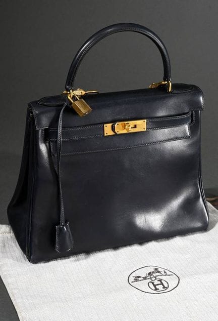 Hermès « Kelly Bag 28 », 1973, cuir de veau bleu f