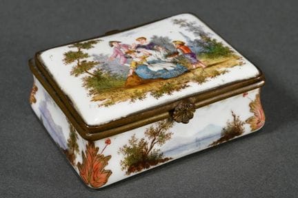 Tabatières rectangulaires bombées en porcelaine Ed