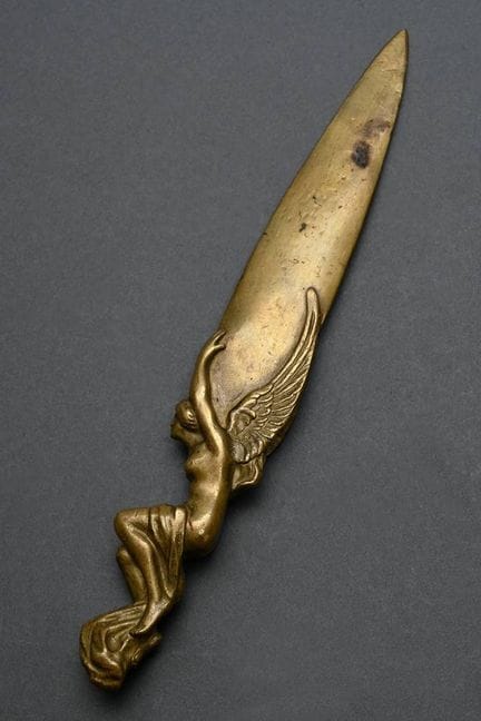 欧里，路易（约1900年）新艺术风格信件开信刀“堕落天使”，青铜，长25厘米