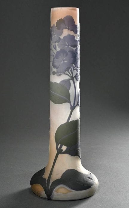 Vaso a colonna Gallé "Ortensie" con corpo rotondo 