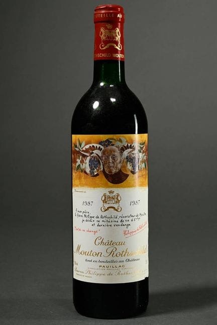 Botella de vino tinto Château Mouton Rothschild de