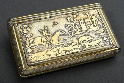 Tabatière française de forme rectangulaire, corps 