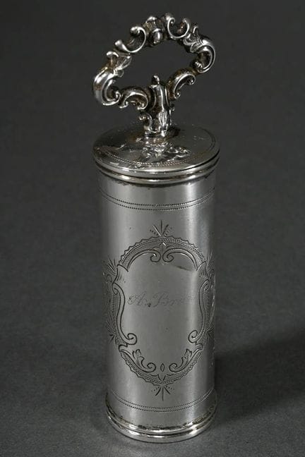 Grattugia per noce moscata in stile Biedermeier ta