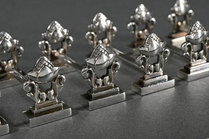 6 件乔治·詹森（Georg Jensen）“橡果”（Acorn）系列刀架，设计：约翰·罗德（Joh