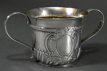 Grande tazza con doppio manico “George II Porringe