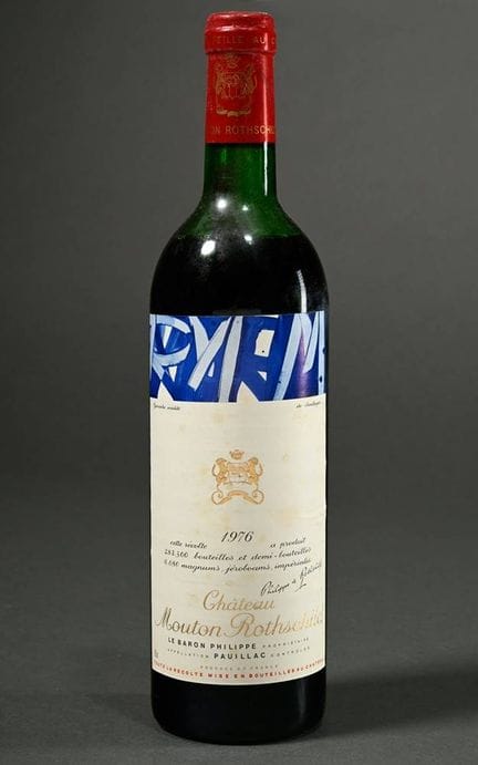 Botella de vino tinto de 1976 Château Mouton Roths