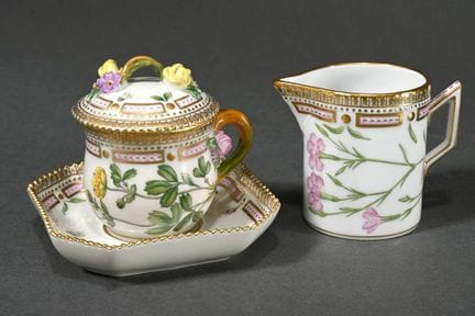 2 pièces diverses de la collection « Flora Danica 
