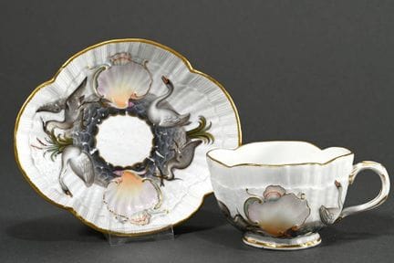 Tasse de Meissen à quatre pans issue du « service 