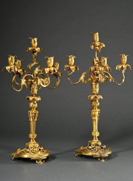 Paire d'opulentes girandoles de table en bronze do