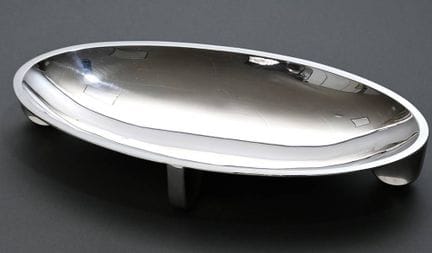 Elegante coppa ovale in stile Art Déco dal design 