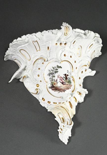 Console murale de Meissen de style rococo, avec pe