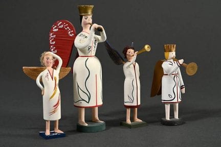4 figurines d'anges des Monts Métallifères, certai