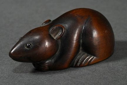 Grand netsuke en buis « Grand rat (Nezumi) », himo