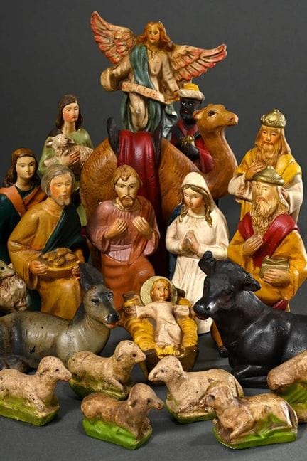 20 figurines de crèche en plâtre peintes : la Sain