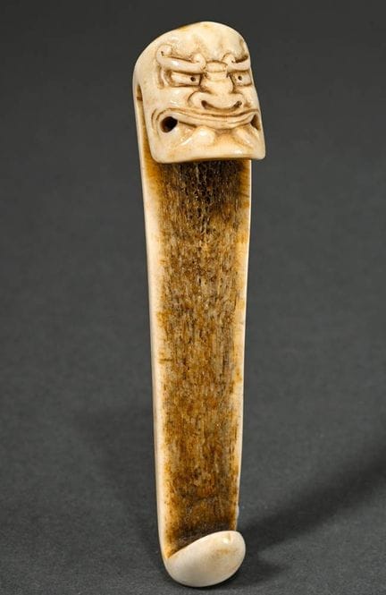 Netsuke Obi-Hasami (crochet de ceinture) en corne 