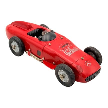 Museo Märklin: auto da corsa Mercedes-Benz W196 ro