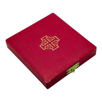 Estuche de la orden, piel roja, Orden Ecuestre del