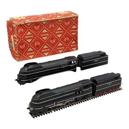 Märklin SK 800 streamlined steam locomotive class 