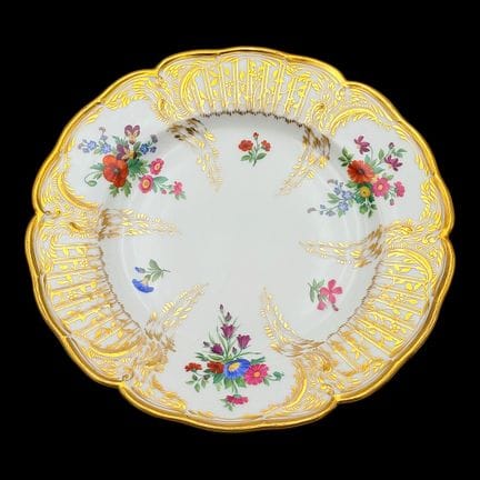 KPM Berlin Cabinet Plate Reliefzierat Form with Po