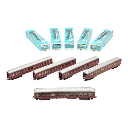 Märklin gauge H0 five express coaches of the DSB 4